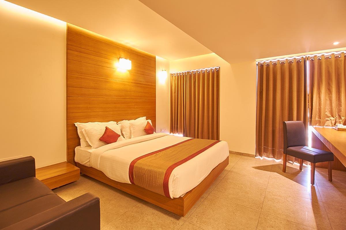 7 Wonders Hotel Gandhinagar Dış mekan fotoğraf
