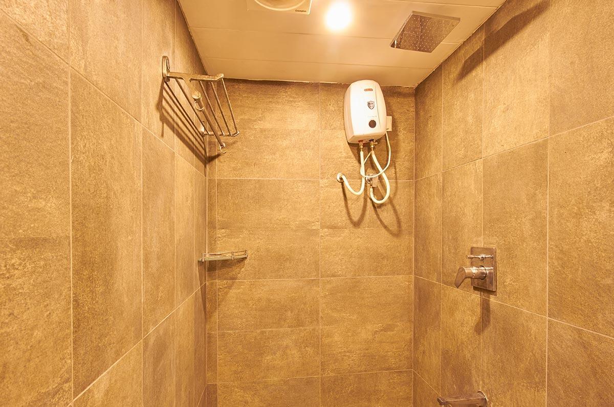 7 Wonders Hotel Gandhinagar Dış mekan fotoğraf