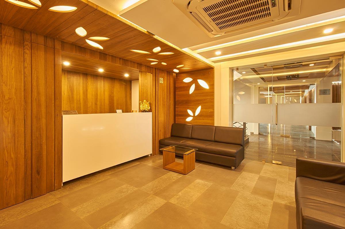 7 Wonders Hotel Gandhinagar Dış mekan fotoğraf