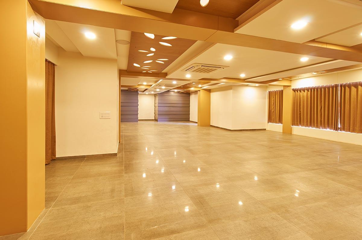 7 Wonders Hotel Gandhinagar Dış mekan fotoğraf