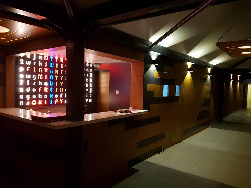 7 Wonders Hotel Gandhinagar Dış mekan fotoğraf